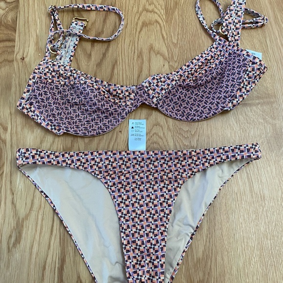 L*space shimmer missy bikini set in kaleidoscope eyes - Picture 4 of 6